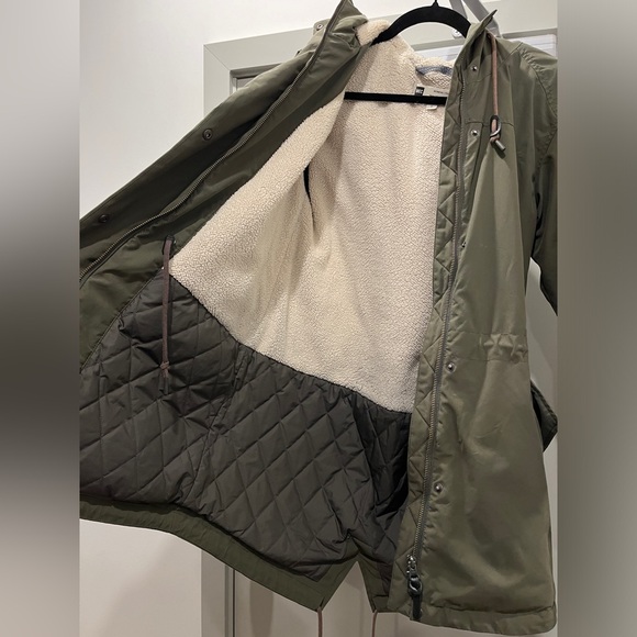 Women’s Small Insulted Water-Resistant Olive Green MEC Jacket - Picture 5 of 8